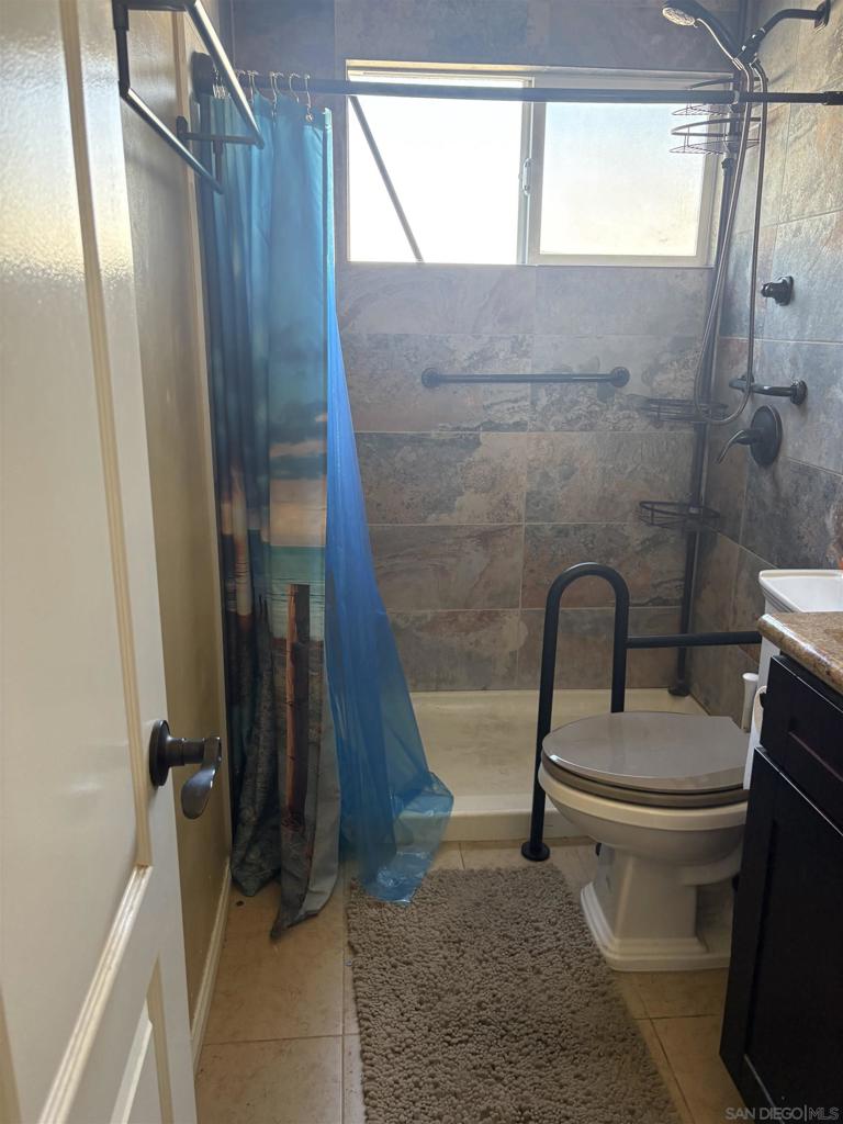 575 7th 102 Property Photo 6