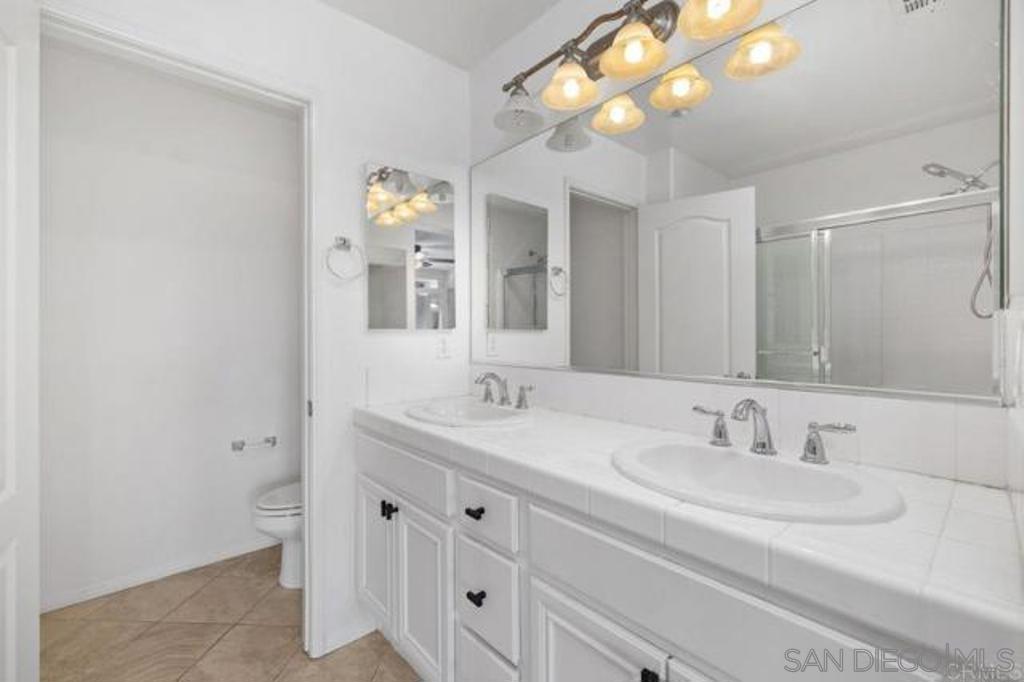 112 Via Sovana Property Photo 10
