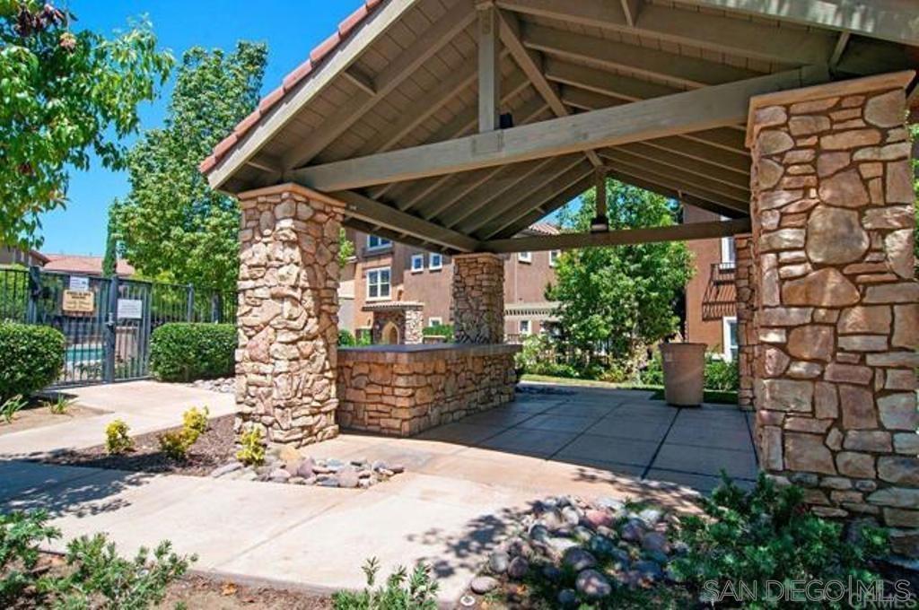 112 Via Sovana Property Photo 21