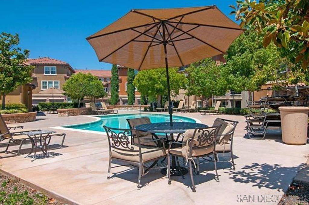 112 Via Sovana Property Photo 22