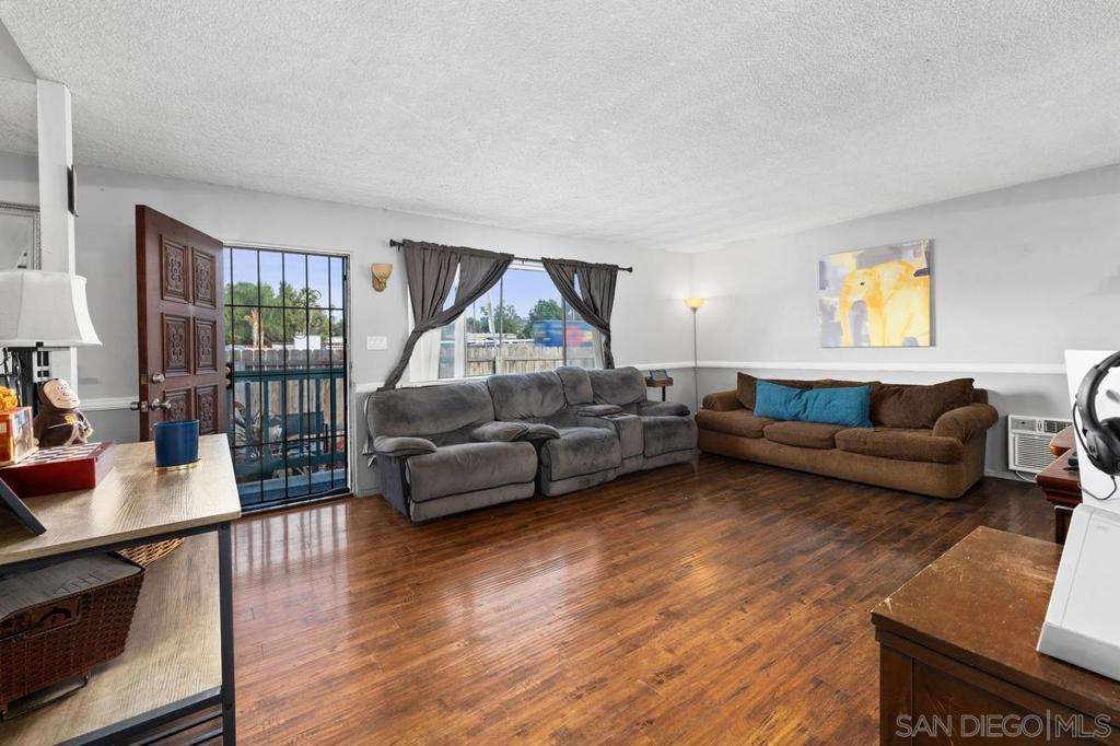 3702 Bancroft Property Photo 10