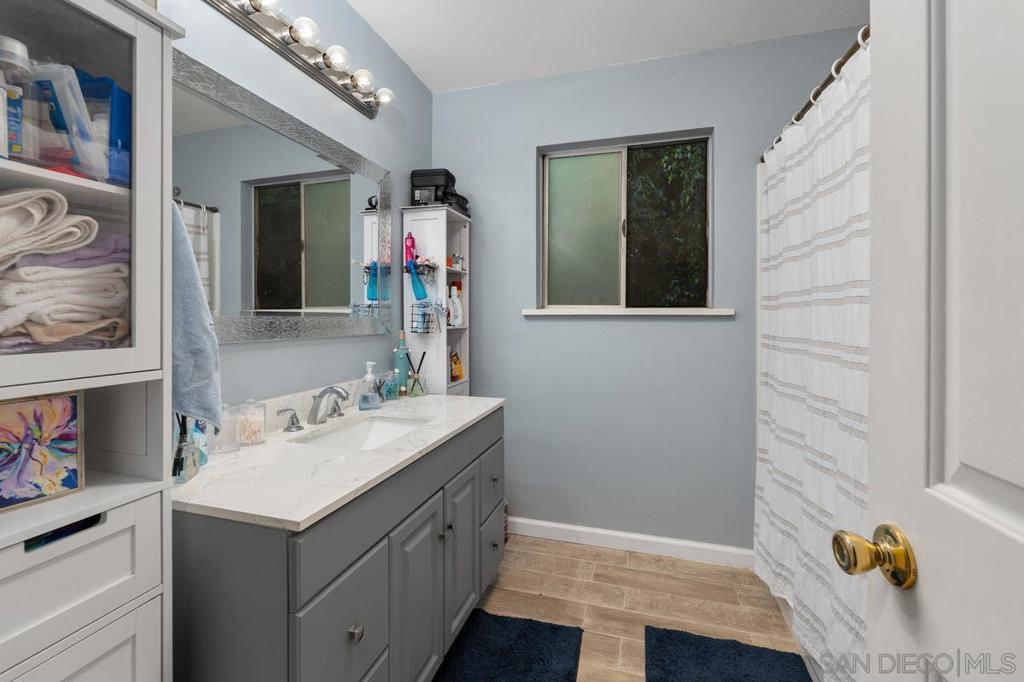 3702 Bancroft Property Photo 18