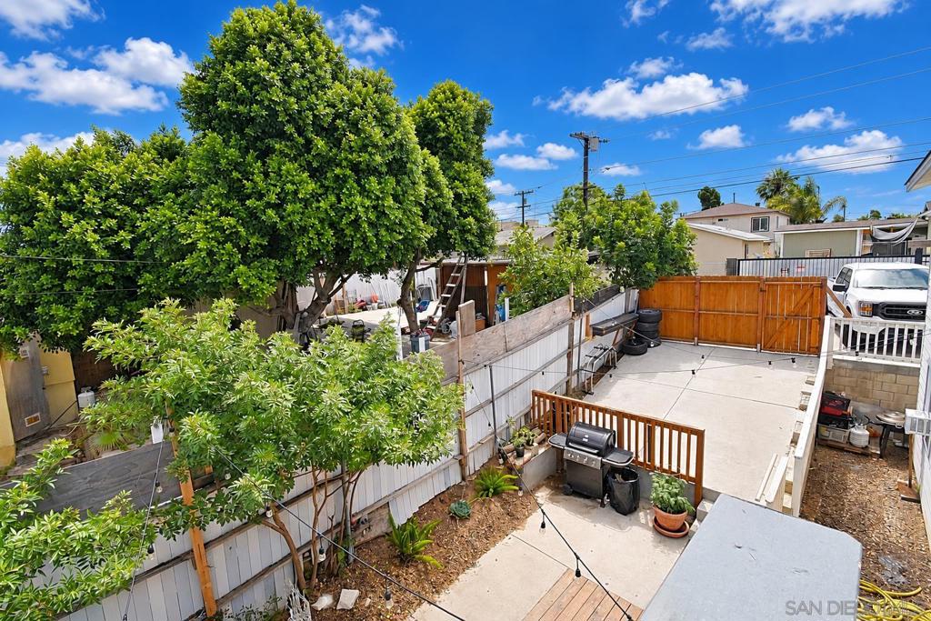 3775 3779 Teak Street Property Photo 16