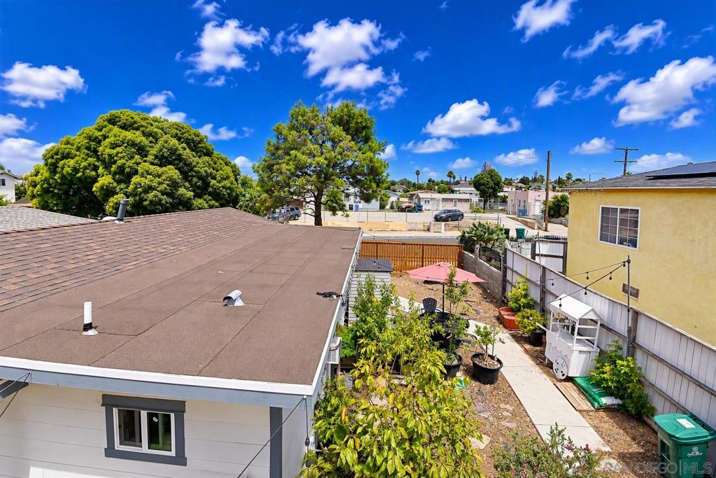 3775 3779 Teak Street Property Photo 18