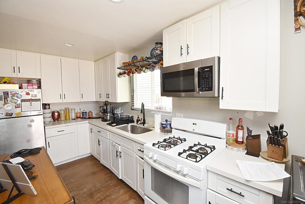 3775 3779 Teak Street Property Photo 19
