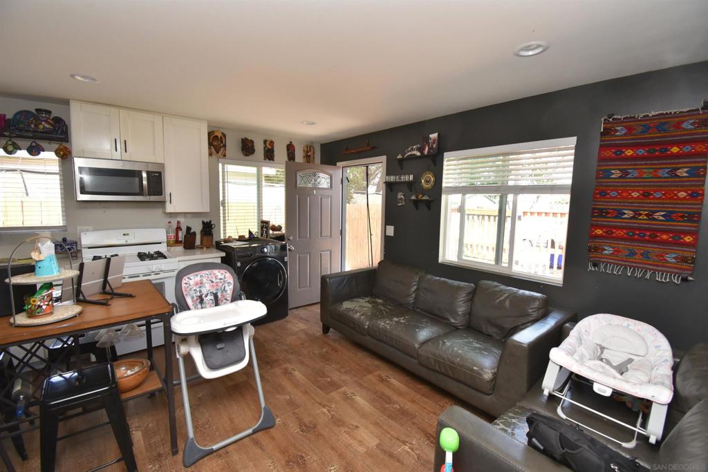 3775 3779 Teak Street Property Photo 22