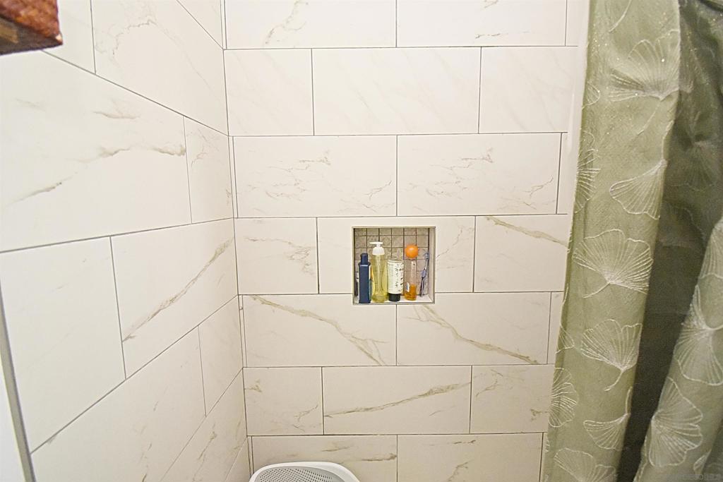 3775 3779 Teak Street Property Photo 28
