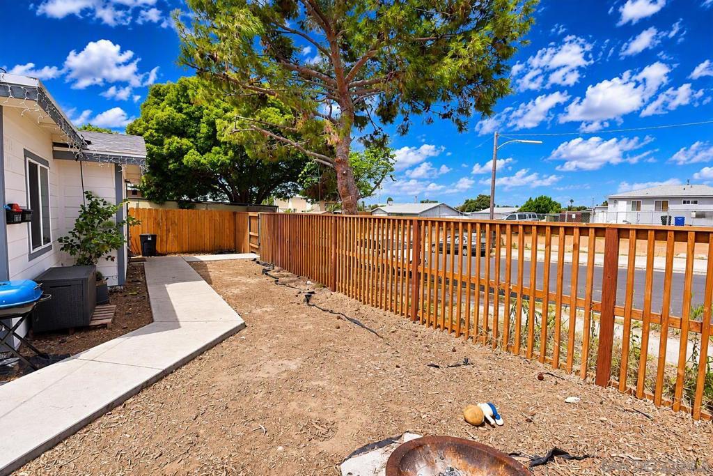 3775 3779 Teak Street Property Photo 32