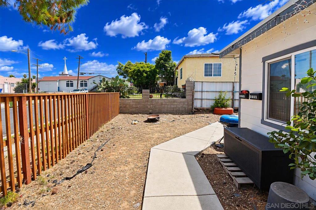 3775 3779 Teak Street Property Photo 33