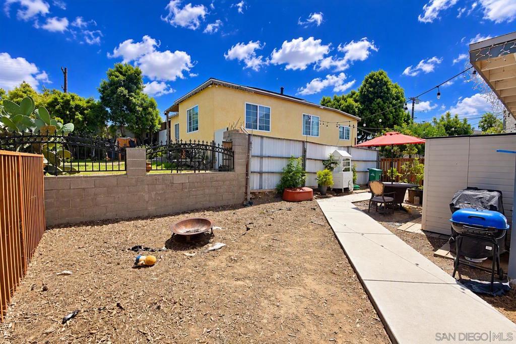 3775 3779 Teak Street Property Photo 35
