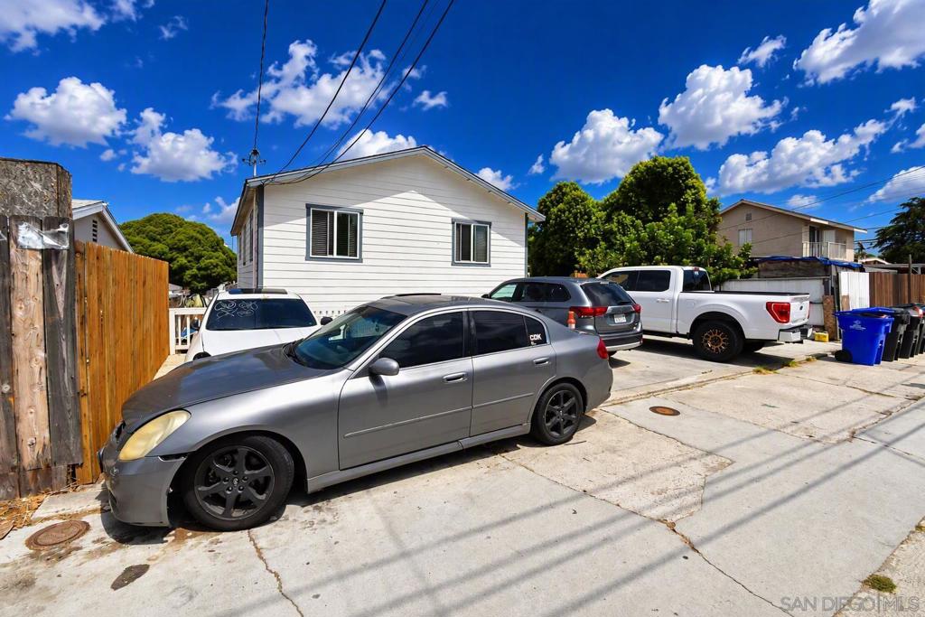 3775 3779 Teak Street Property Photo 46