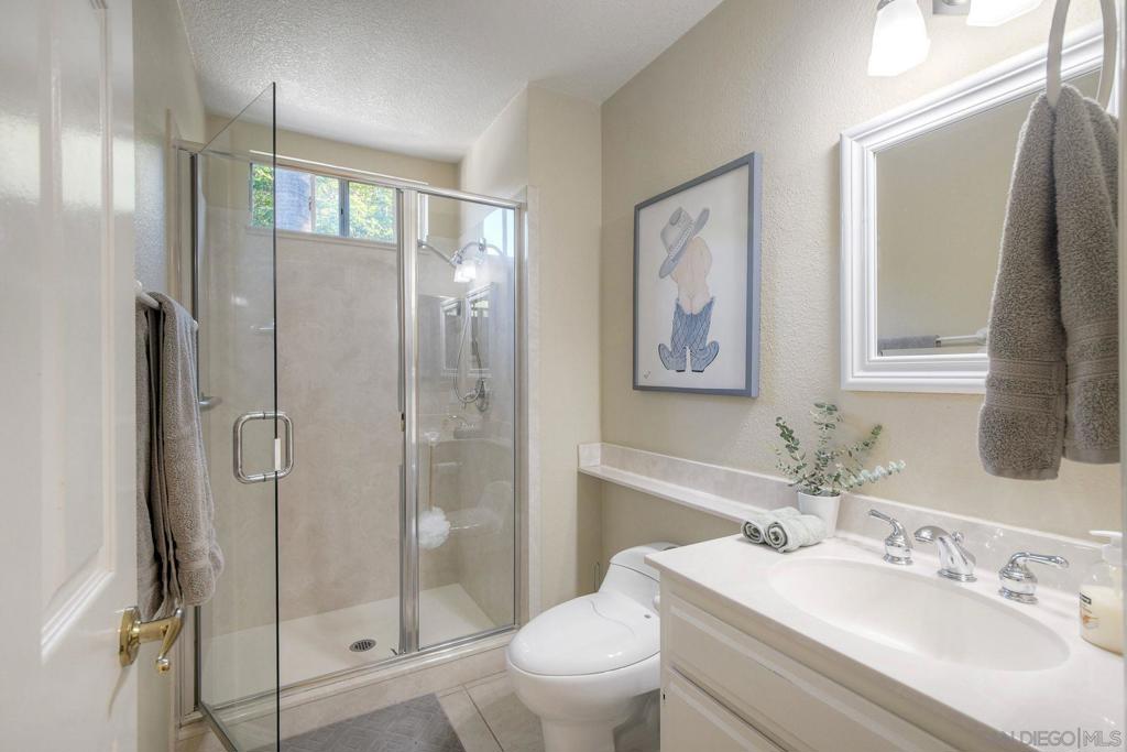 1298 Rue Saint Martin Property Photo 12