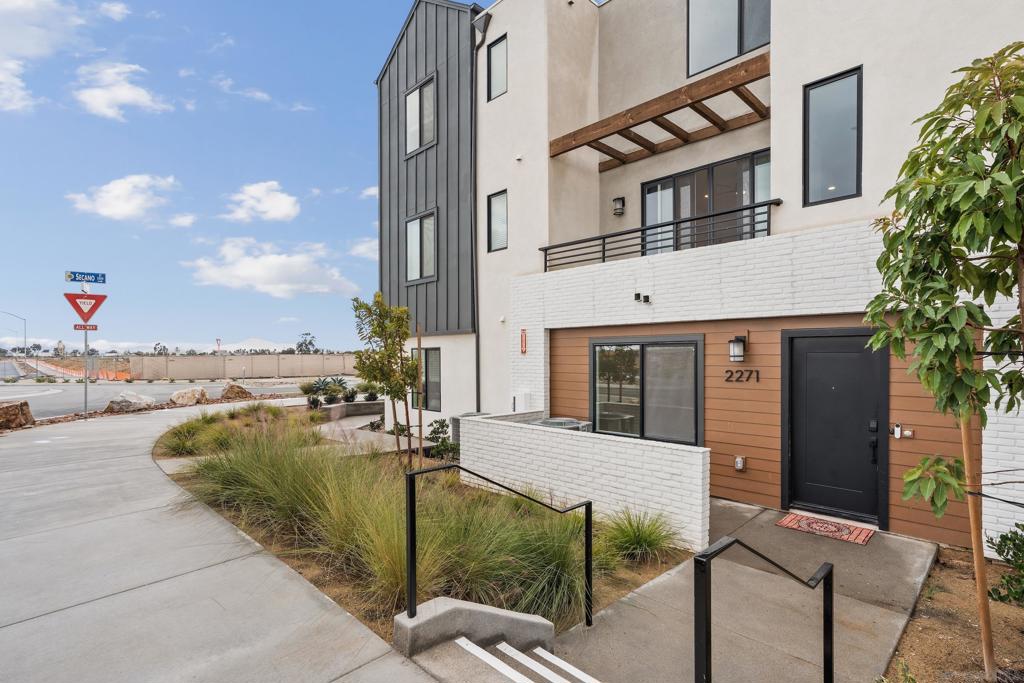 2271 Epoca Property Photo 1