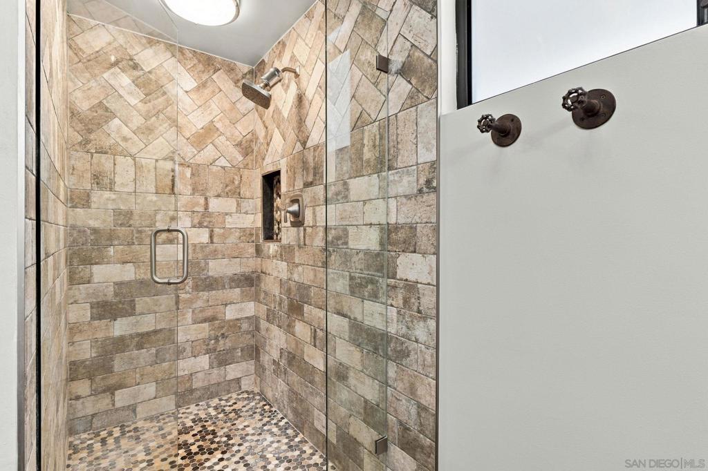 10232 Sage Hill Way Property Photo 29