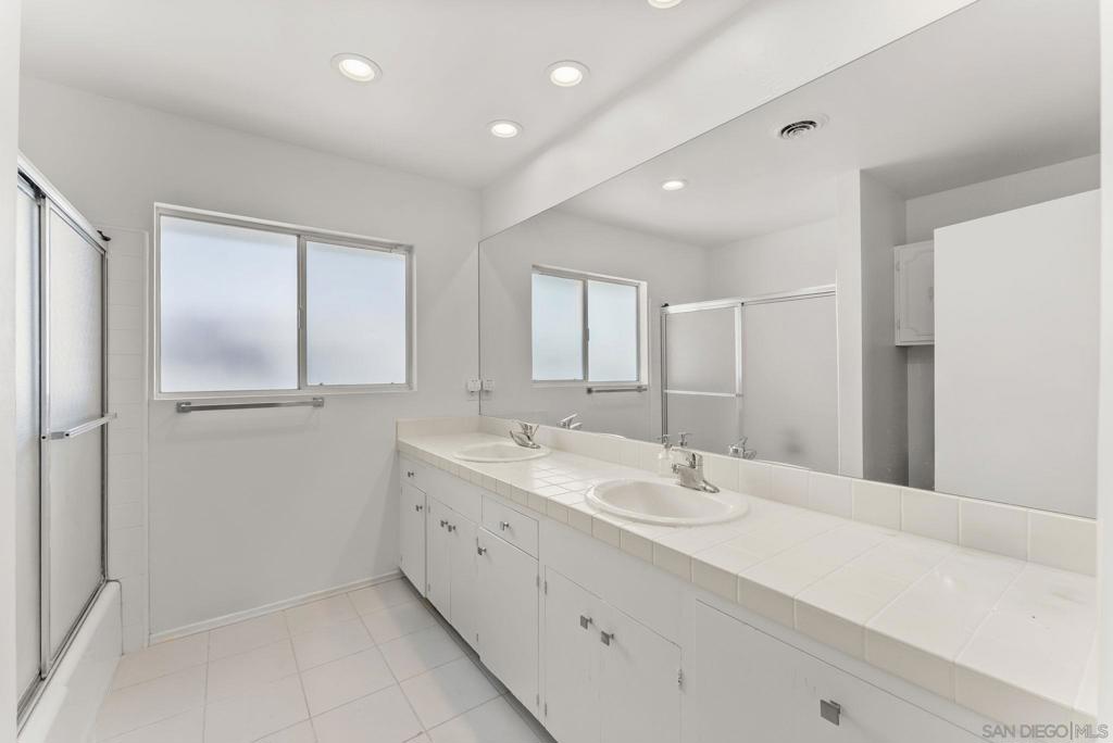 5995 La Jolla Corona Property Photo 16