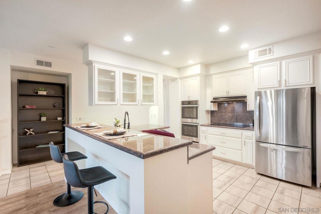 260025584SD Property Photo 11