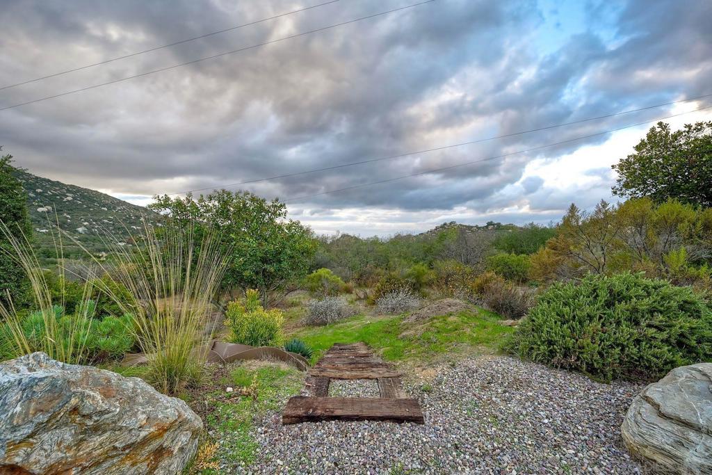 260025584SD Property Photo 36