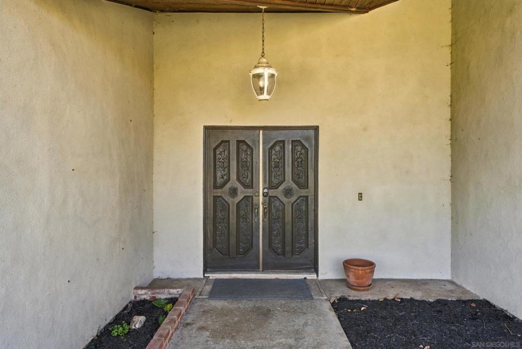 1246 Nordahl Property Photo 18