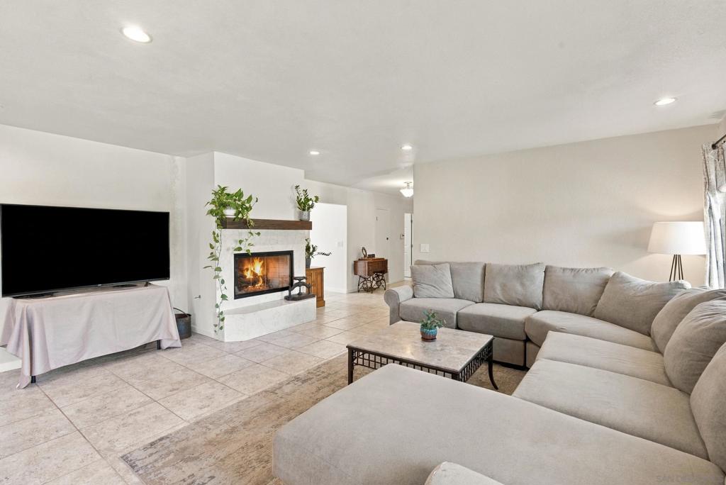 1246 Nordahl Property Photo 22