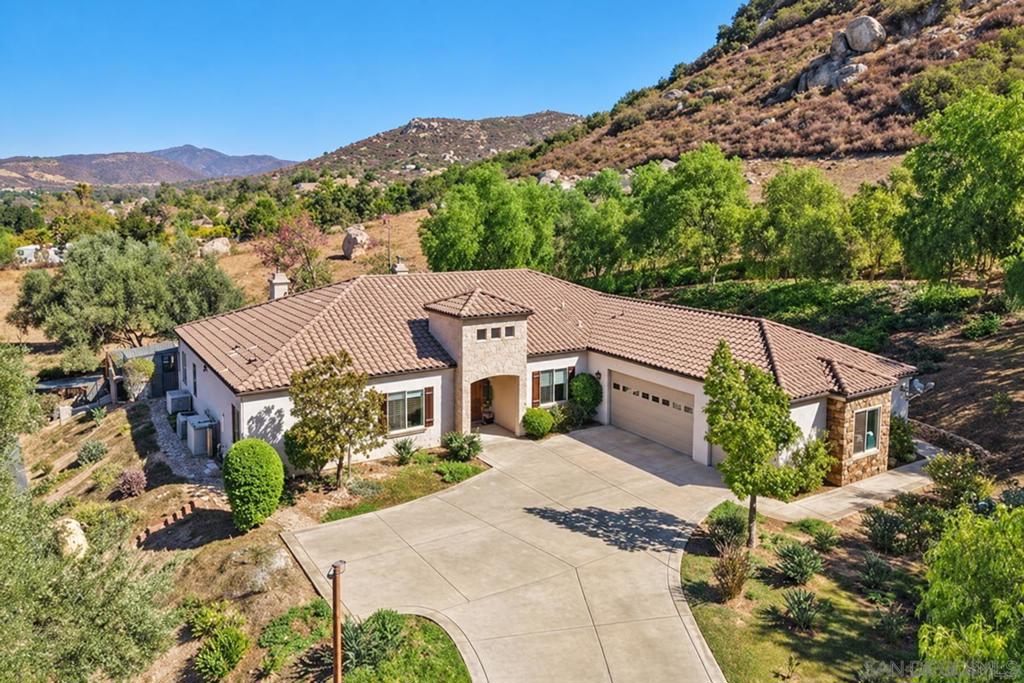 1485 Santa Fe Hills Property Photo 1