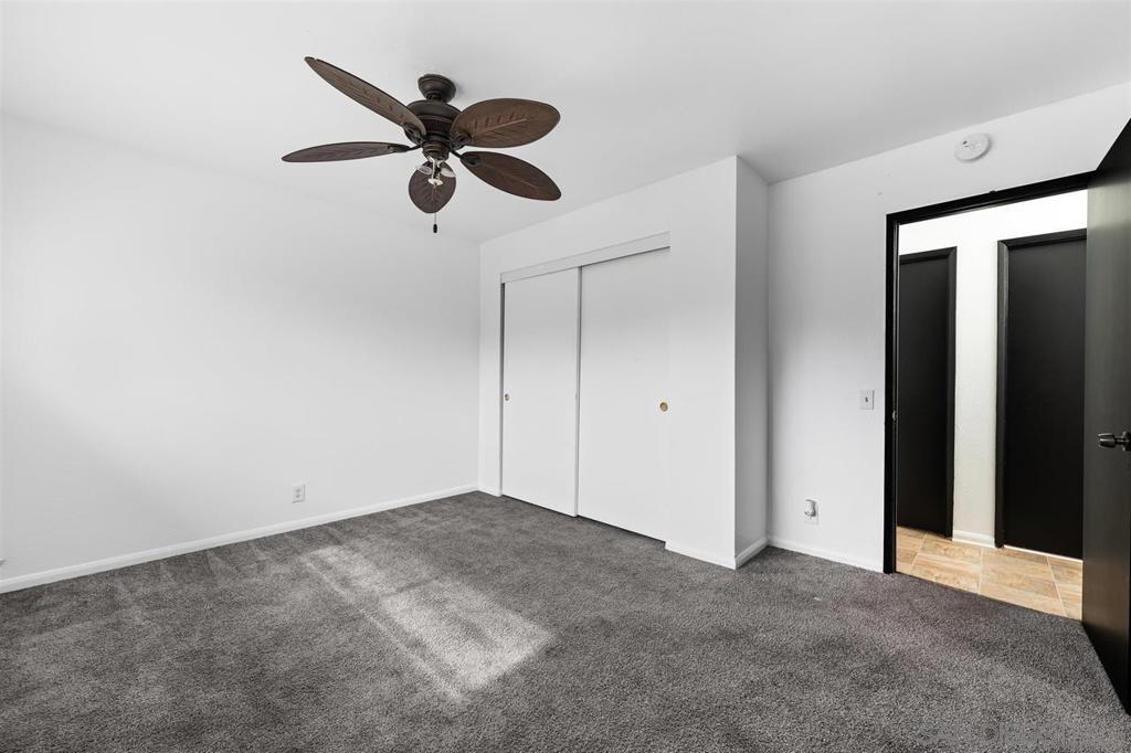1852 Bakersfield St Property Photo 8