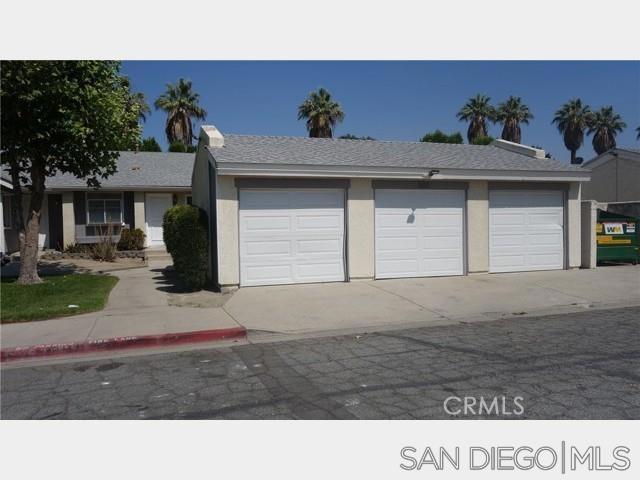 25932 Baylor Way Property Photo 5
