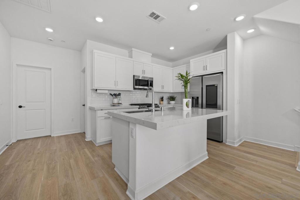 2428 Cascalote Property Photo 15