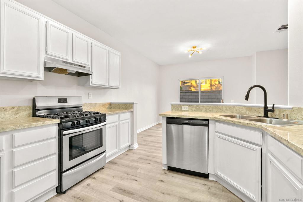 26154 Williams Way B Property Photo 14
