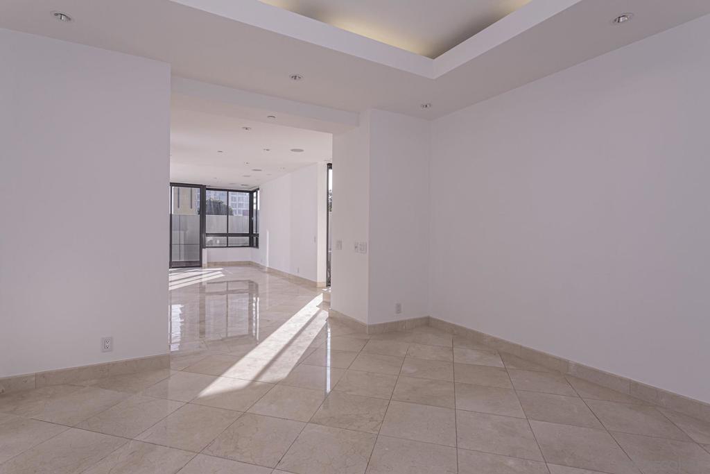 700 Front Street 501 Property Photo 18