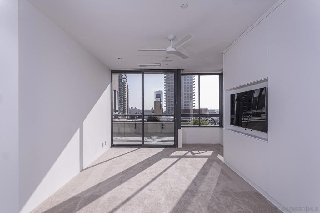 700 Front Street 501 Property Photo 41
