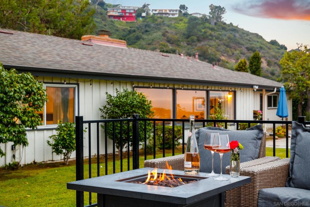 7806 Via Capri Property Photo 12