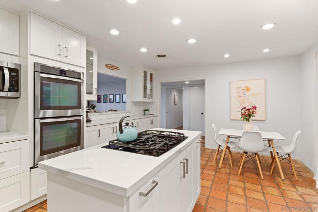 7806 Via Capri Property Photo 39