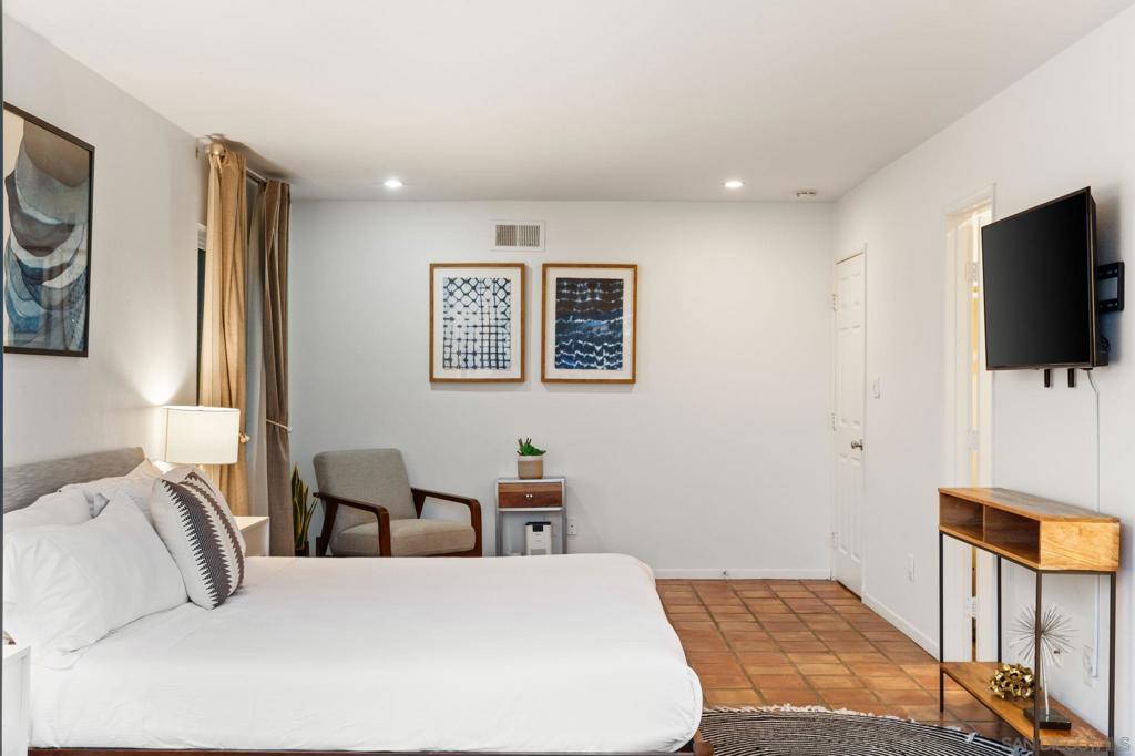 7806 Via Capri Property Photo 43