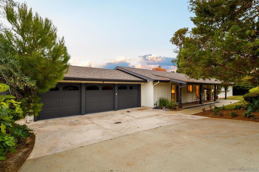 7806 Via Capri Property Photo 64