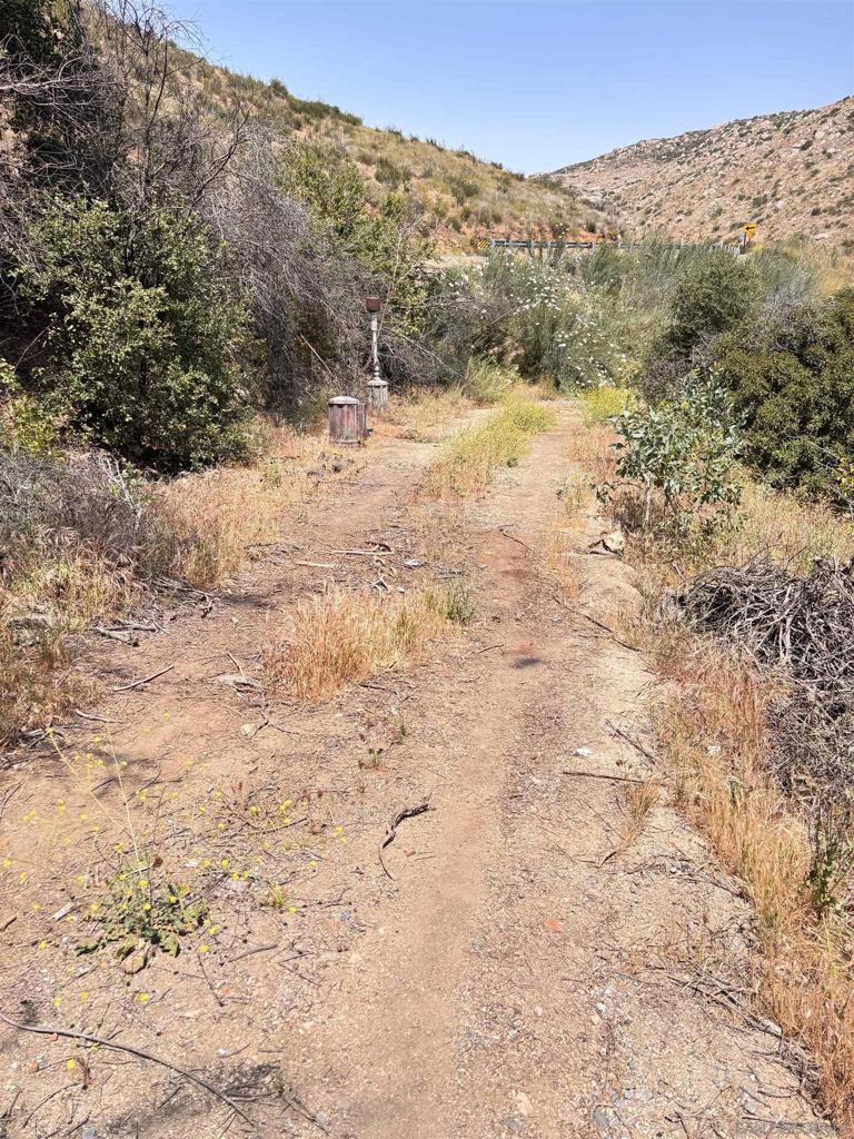 222444 Hwy 94 Property Photo 3