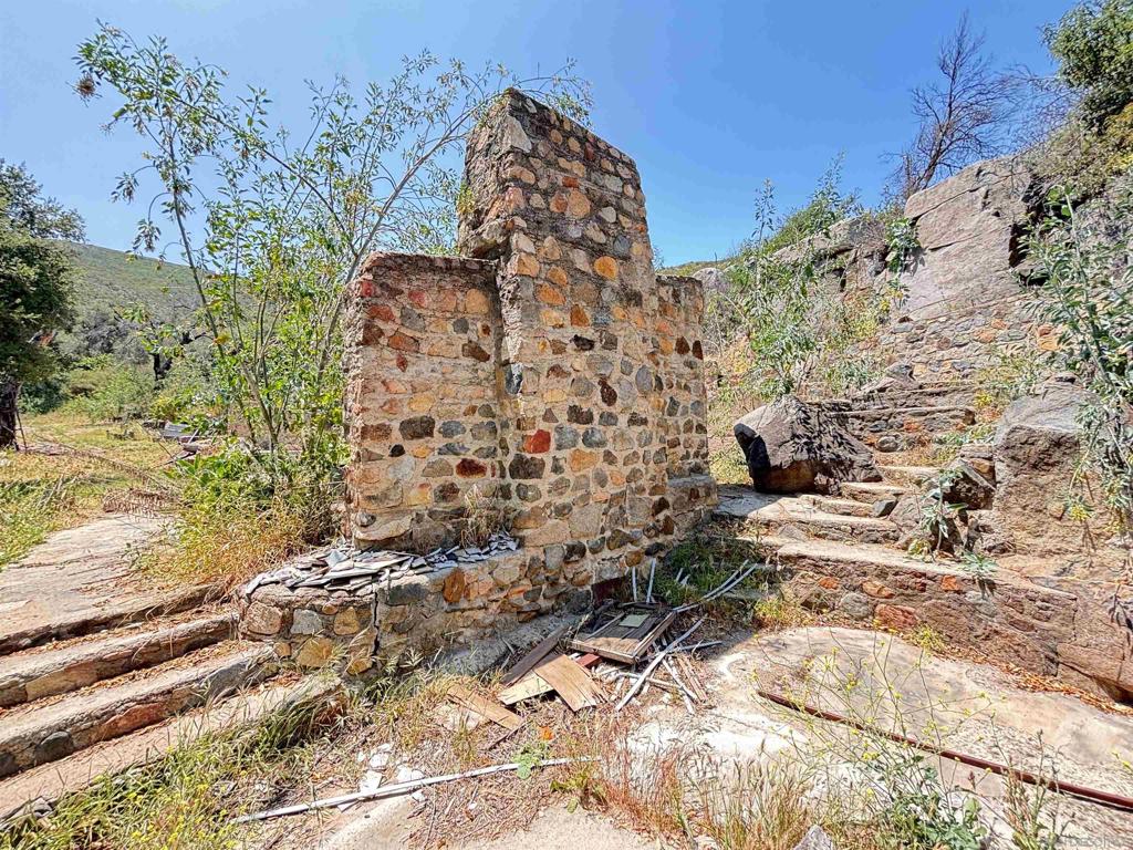 222444 Hwy 94 Property Photo 9