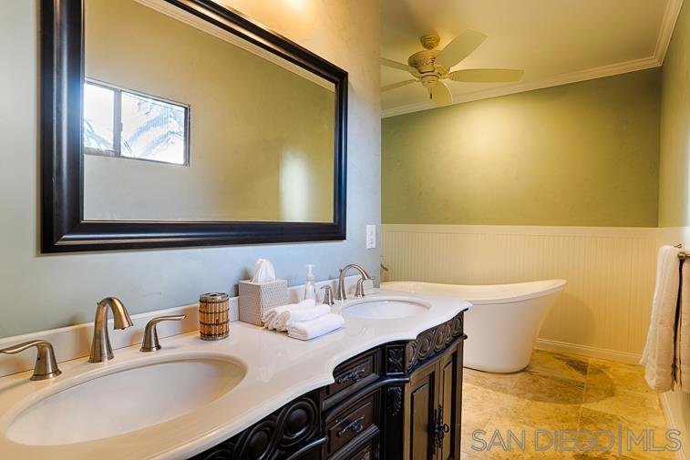 370 72 Nautilus St Property Photo 14