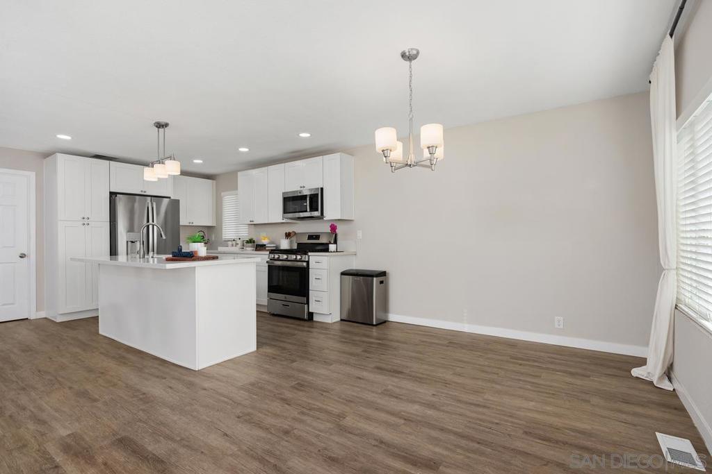7004 San Carlos Street Property Photo 19