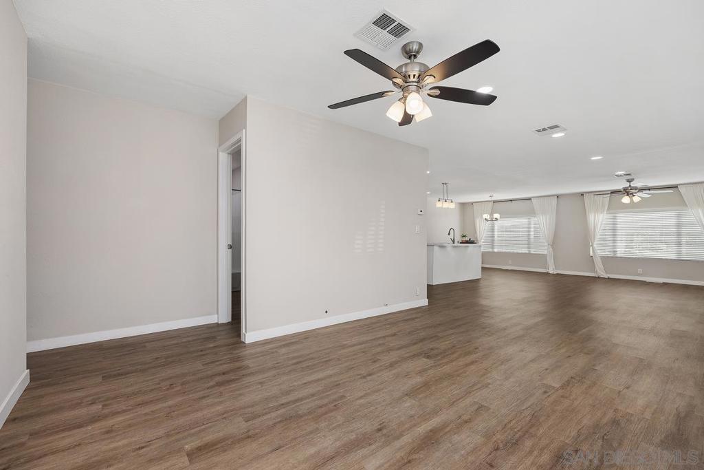 7004 San Carlos Street Property Photo 21
