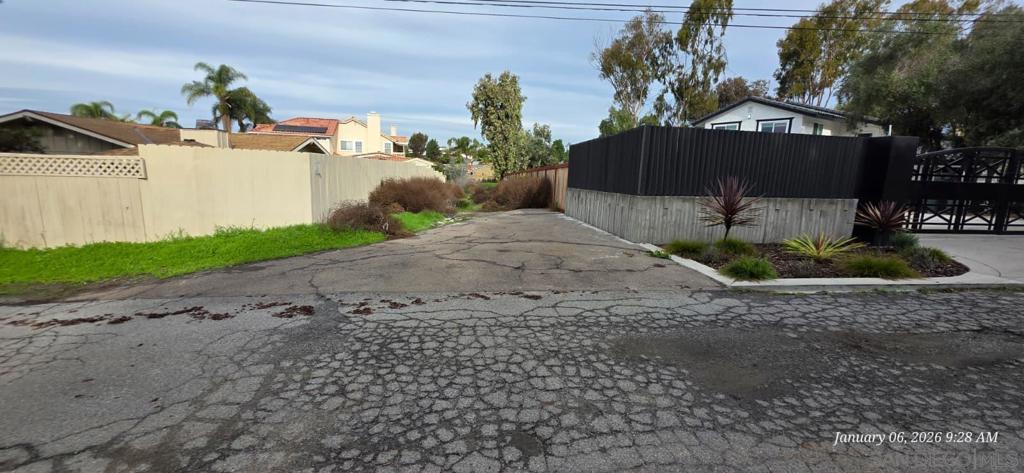5327 Old Dairy Court Property Photo 12