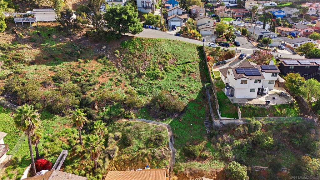 1408 Coronado Ave Property Photo 3