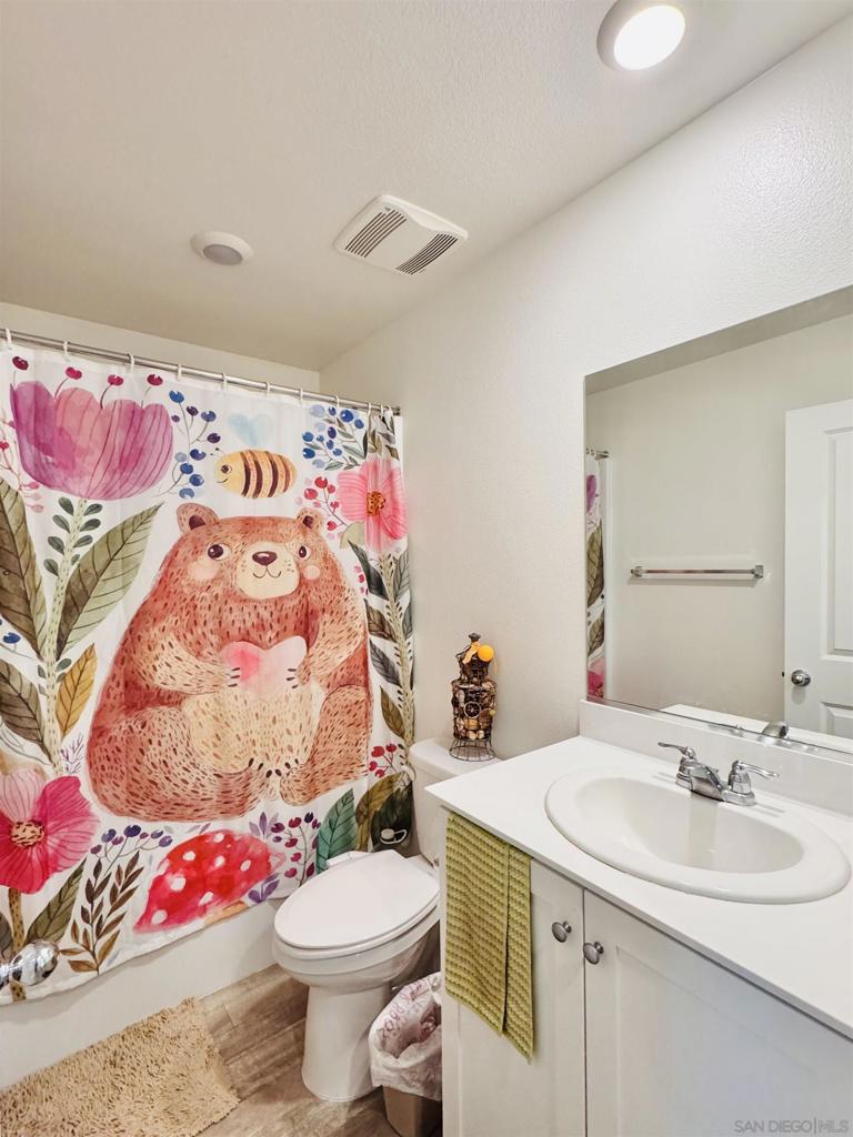 28533 Scorpion Ln Property Photo 11