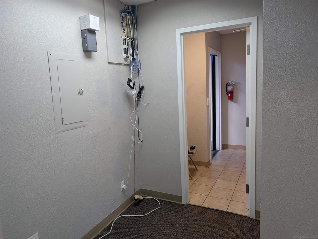 2828 University Avenue Property Photo 11