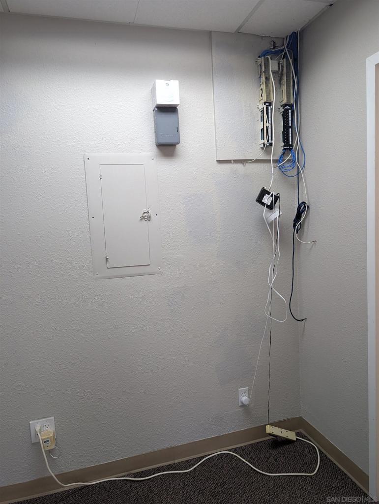 2828 University Avenue Property Photo 12