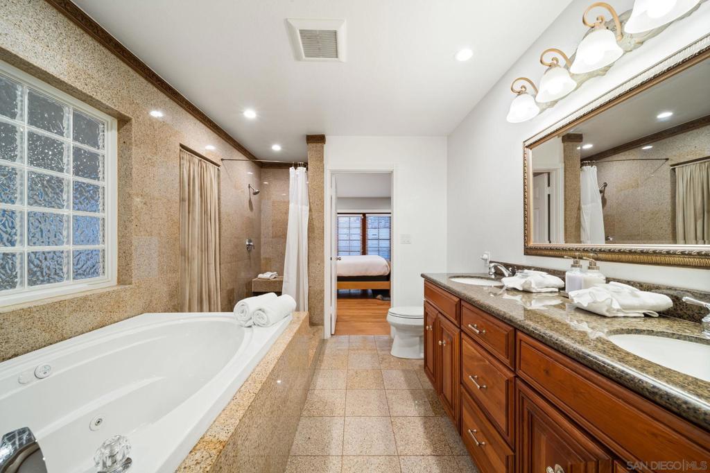 4260 Eastridge Dr Property Photo 39