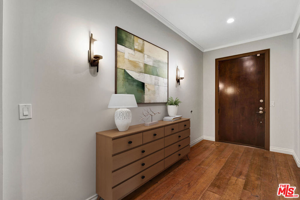1260 S Beverly Glen Boulevard 304 Property Photo 31
