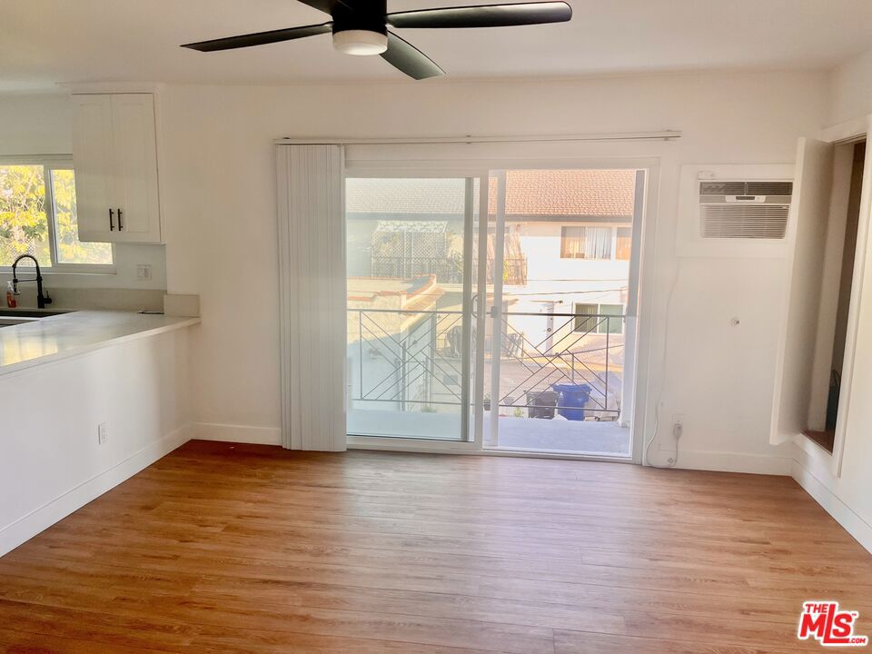 3824 Keystone Avenue 5 Property Photo 3