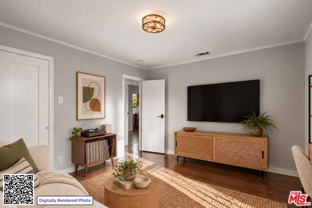 624 N Poinsettia Place Property Photo 15