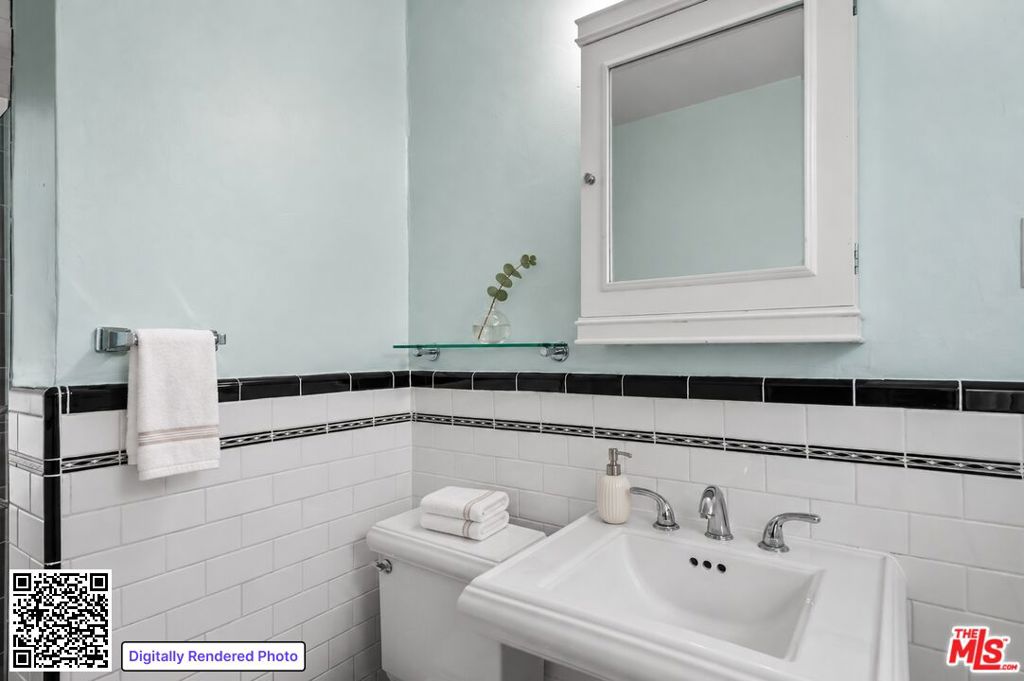 624 N Poinsettia Place Property Photo 21