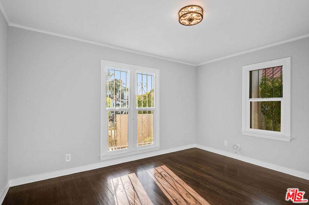 624 N Poinsettia Place Property Photo 40
